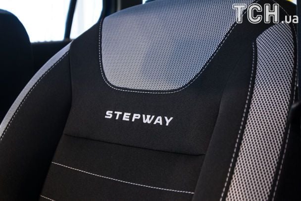 Renault Logan MCV Stepway / © renault.ua