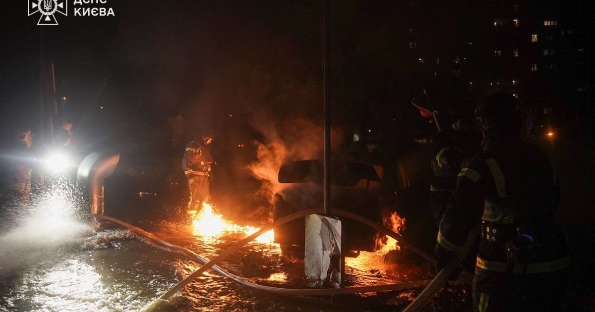 Наслідки ворожого обстрілу 18 січня / Фото: ДСНС
