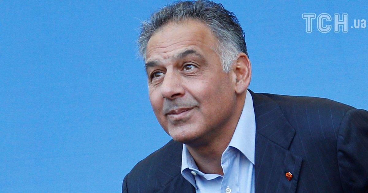 Президента "Ромы" оштрафовали за купание в фонтане, он "накинул" 230 тысяч на ремонт