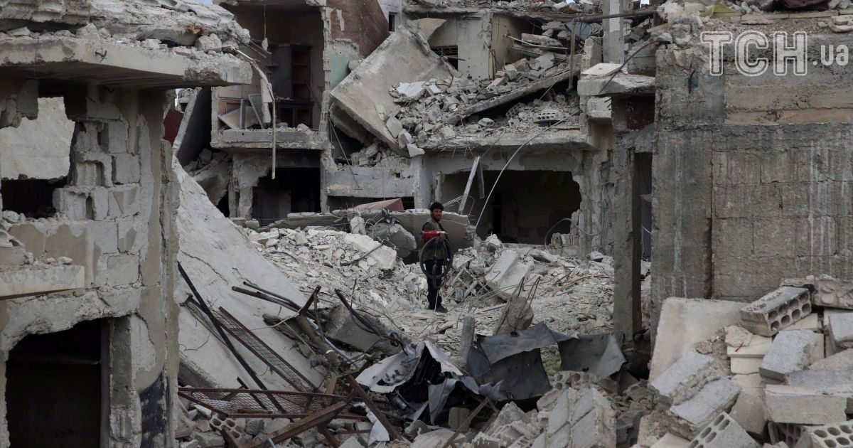 Российская авиация за три года убила 8 тысяч мирных жителей в Сирии - правозащитники