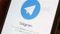 Россияне массово откликнулись на призыв Telegram и устроили "протест" с бумажными самолетиками
