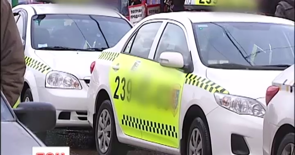 Лишь 15% автомобилей, которые предоставляют услуги по перевозке, работают легально