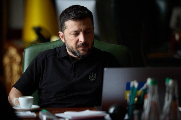 Зеленский обсудил с фон дер Ляен ситуацию вокруг НАБУ: что решили