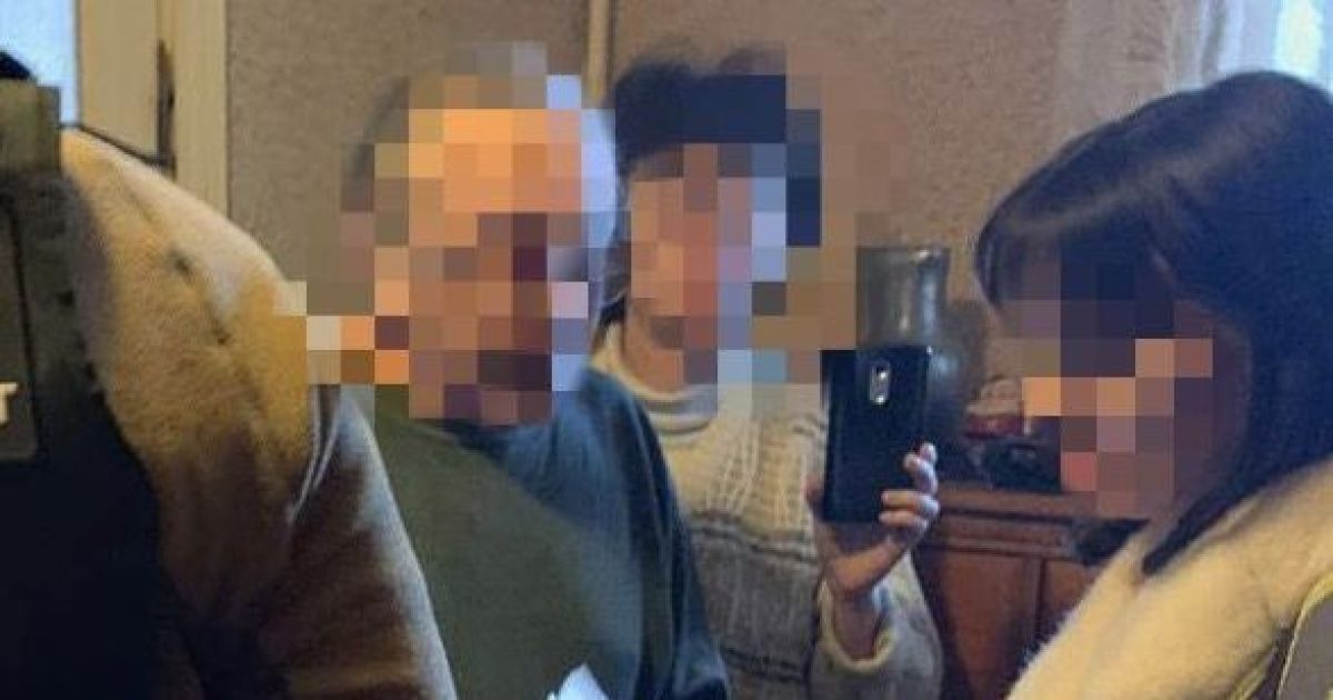 Киевлянин распространял и публично использовал коммунистическую символику