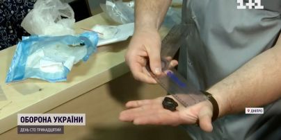 Жуткая коллекция – в Днепре собирают обломки из тел раненых защитников