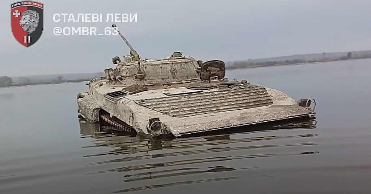 Російська БМП-2 два роки пробула під водою