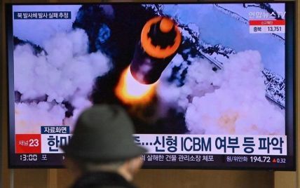 Північна Корея провела випробовування заборонених міжконтинентальних ракет