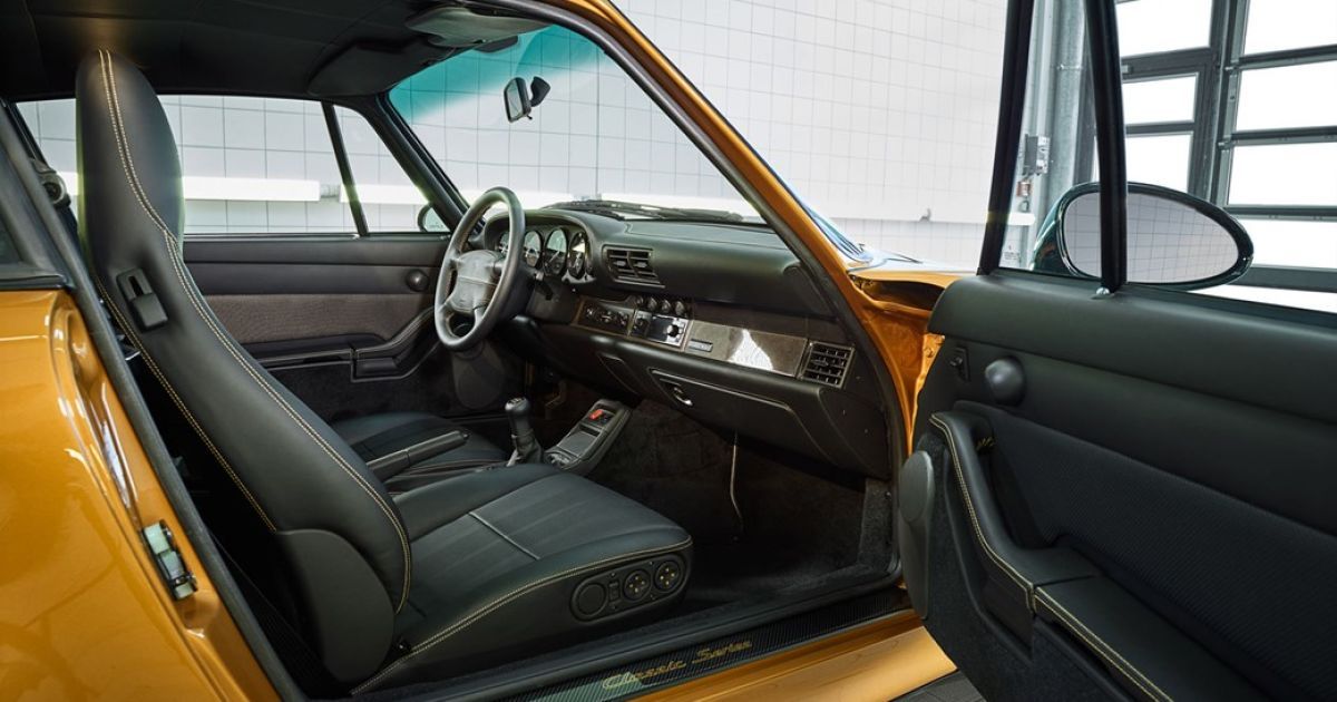 Porsche Gold 911 (993) Project_3 / © carmagazine