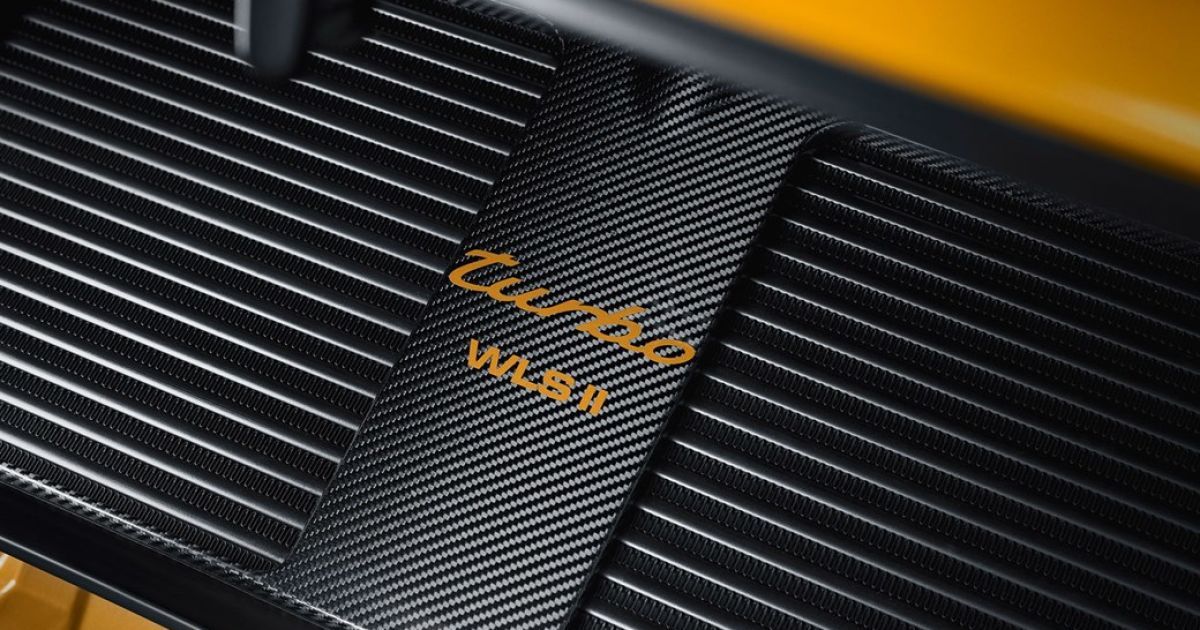 Porsche Gold 911 (993) Project_6 / © carmagazine