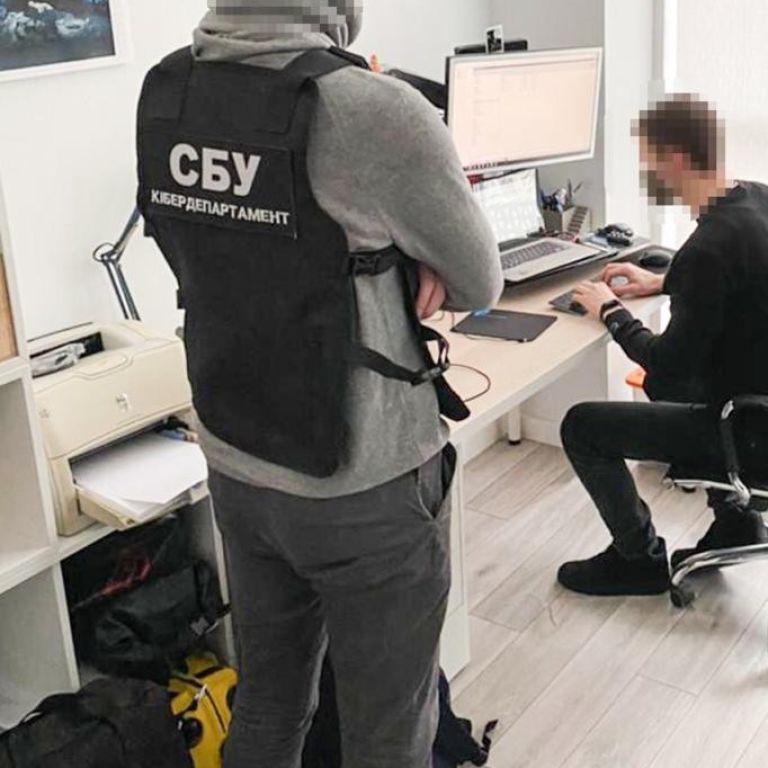 Новини Києва - СБУ викрила у столиці діяльність чорного нотаріуса — Київ —  tsn.ua