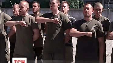 Полк «Азов» приурочил экзамен для своих новобранцев к годовщине освобождения Мариуполя