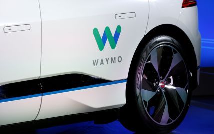 Топ-менеджер Tesla поможет Waymo развивать беспилотники