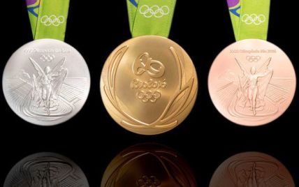 Более сотни призеров Олимпийских Игр в Рио вернули свои медали
