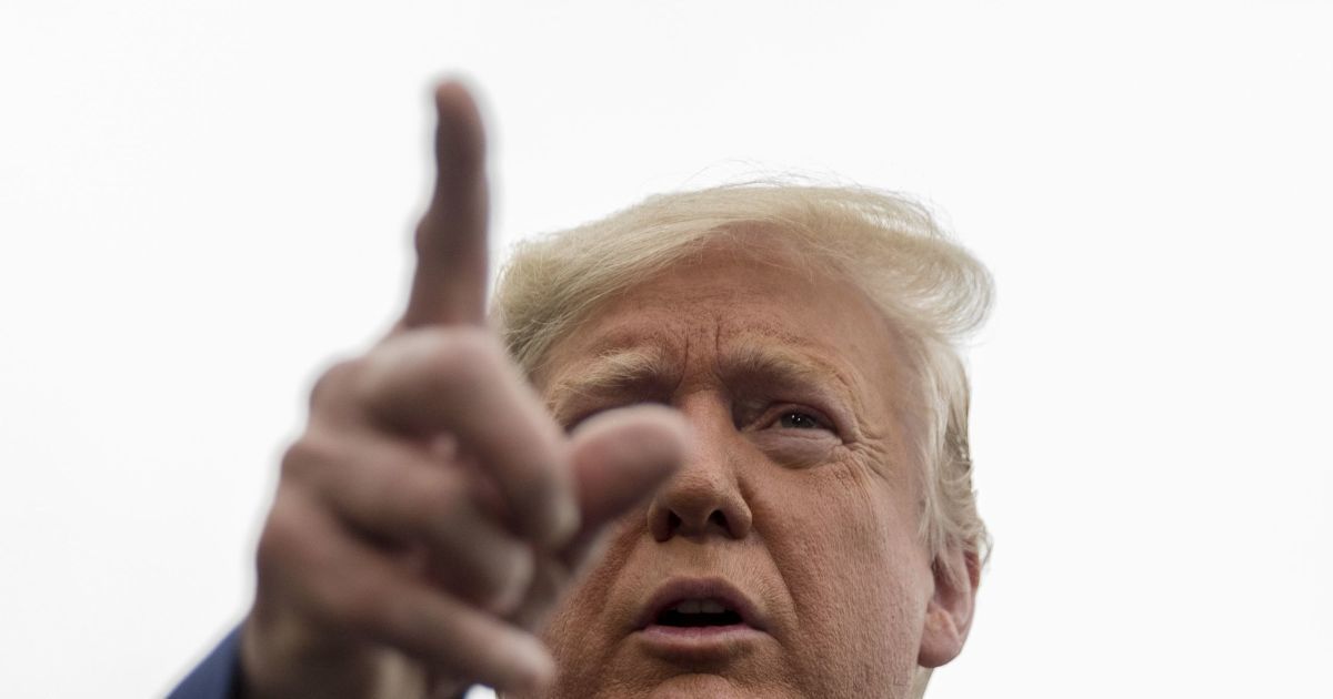 Трамп попросить Гарвард повернути гроші, виділені на боротьбу з пандемією коронавірусу