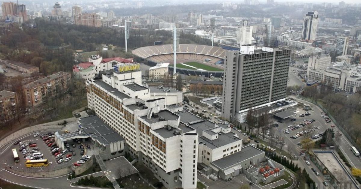 "Президент-Отель" (здание слева) готовят к приватизации