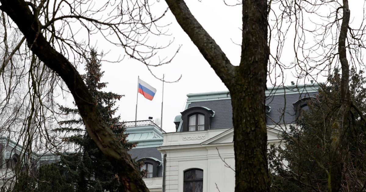Російських дипломатів висилають одразу 14 країн ЄС