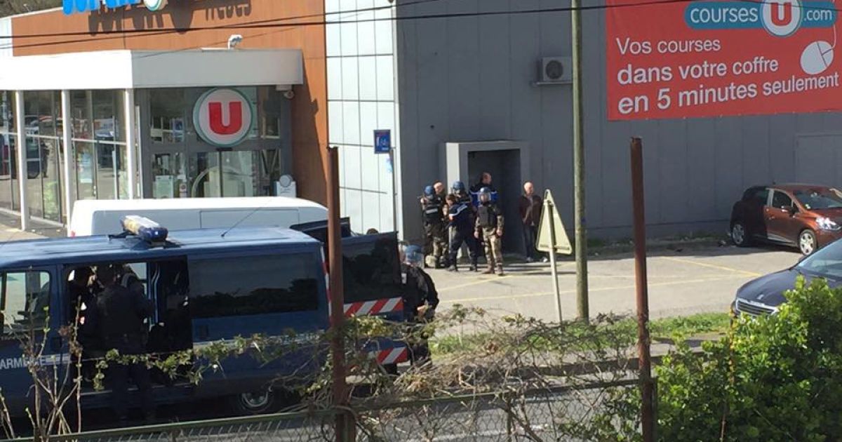 У Франції після теракту поліція затримала жінку