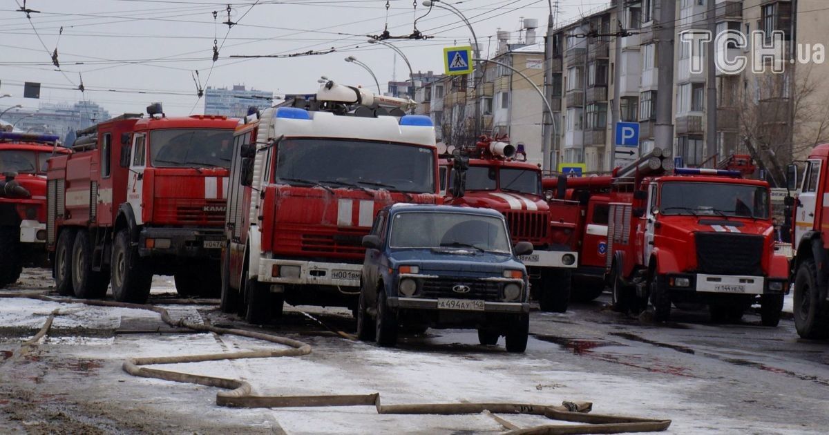 Количество жертв пожара в ТРЦ в Кемерово превысило 60 человек