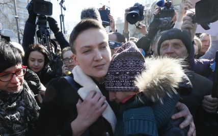 За годину Савченко постане перед українським судом