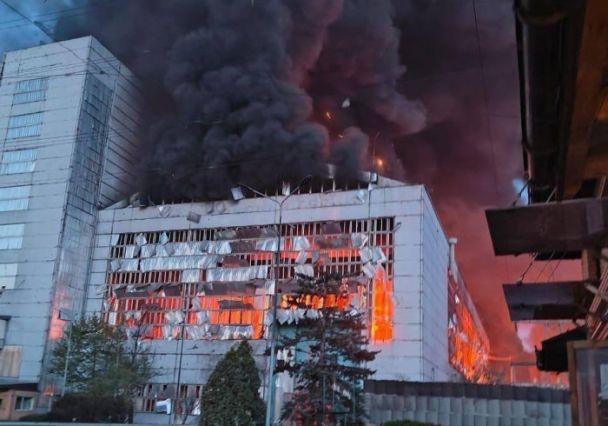Пожежа на Трипільській ТЕС після російського удару / © Фото з соціальних мереж