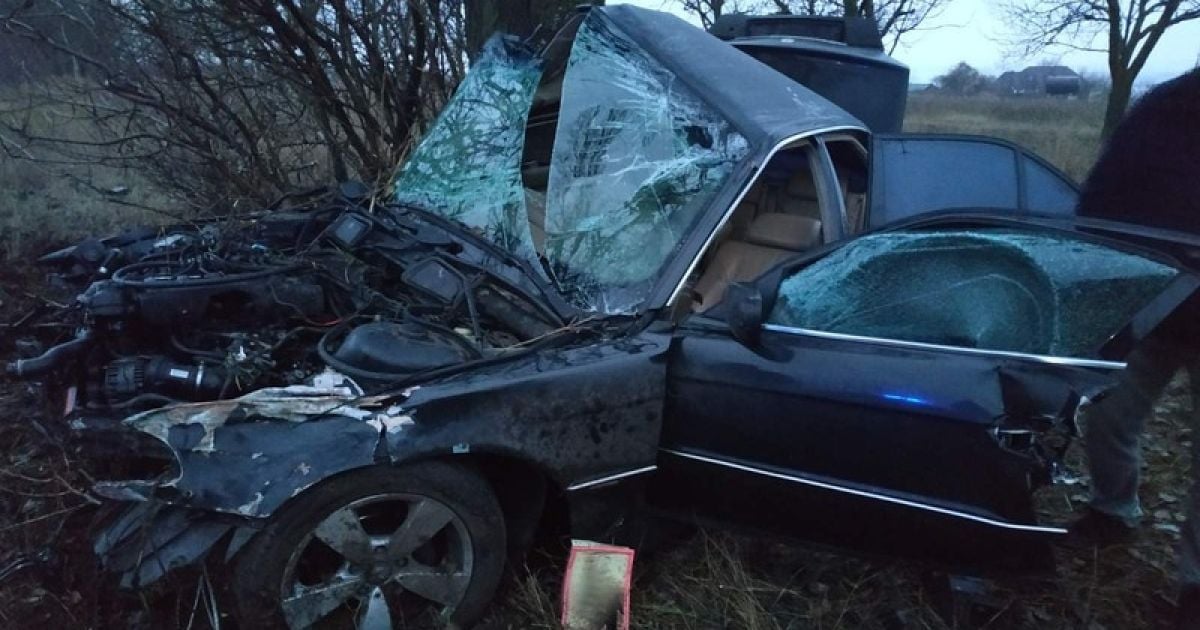У Миколаївській області в ДТП загинув патрульний: що відомо (фото)