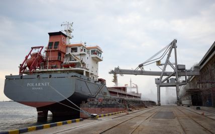 Туреччина заявила, що продовжить вивезення зерна з України