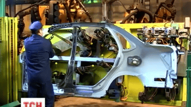 Российский «АвтоВАЗ» остановил выпуск автомобилей
