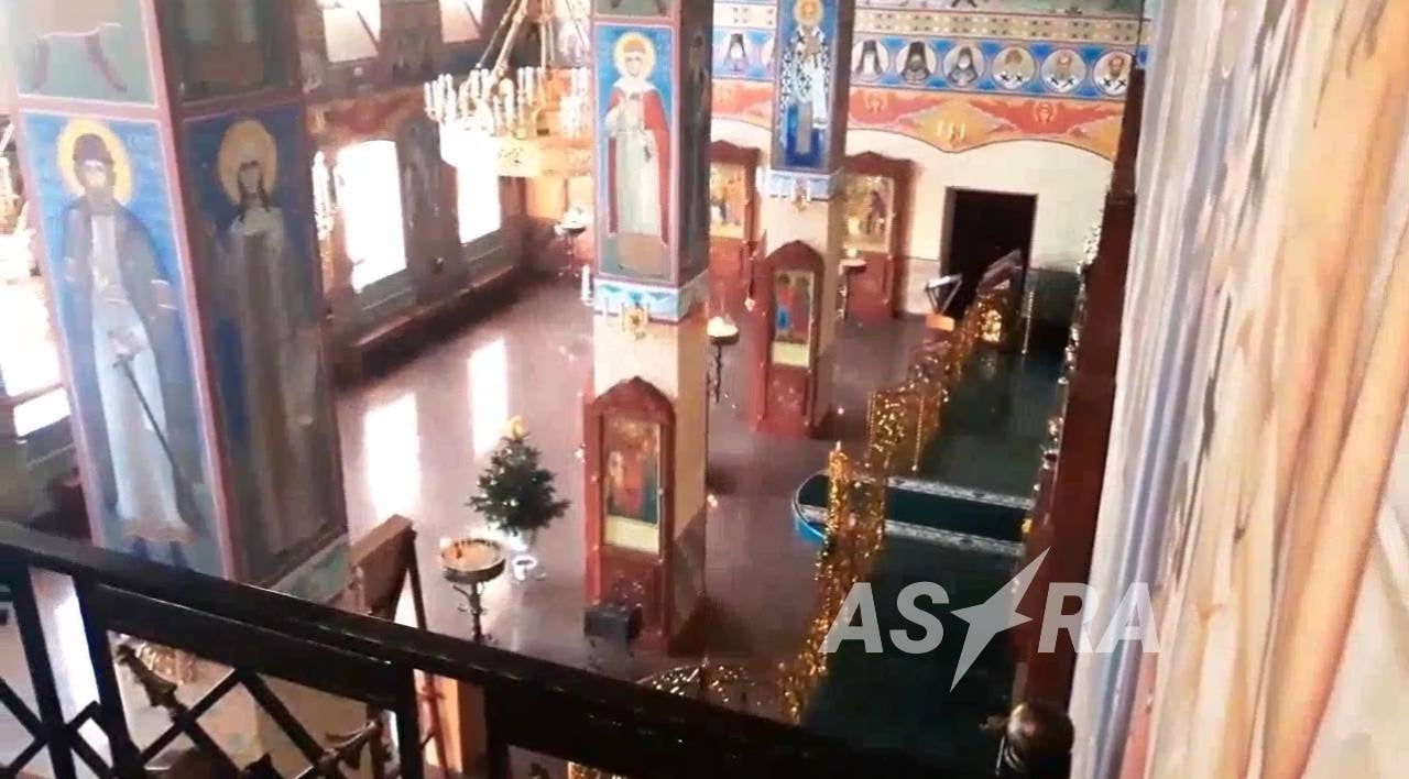 Орыс фемдом, орыс аяқ фетиш, француз фемдом, француз аяқ фетиш бейнелері