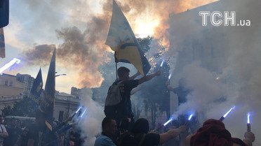 Фаєри і барабани під Радою_16 / © ТСН.ua