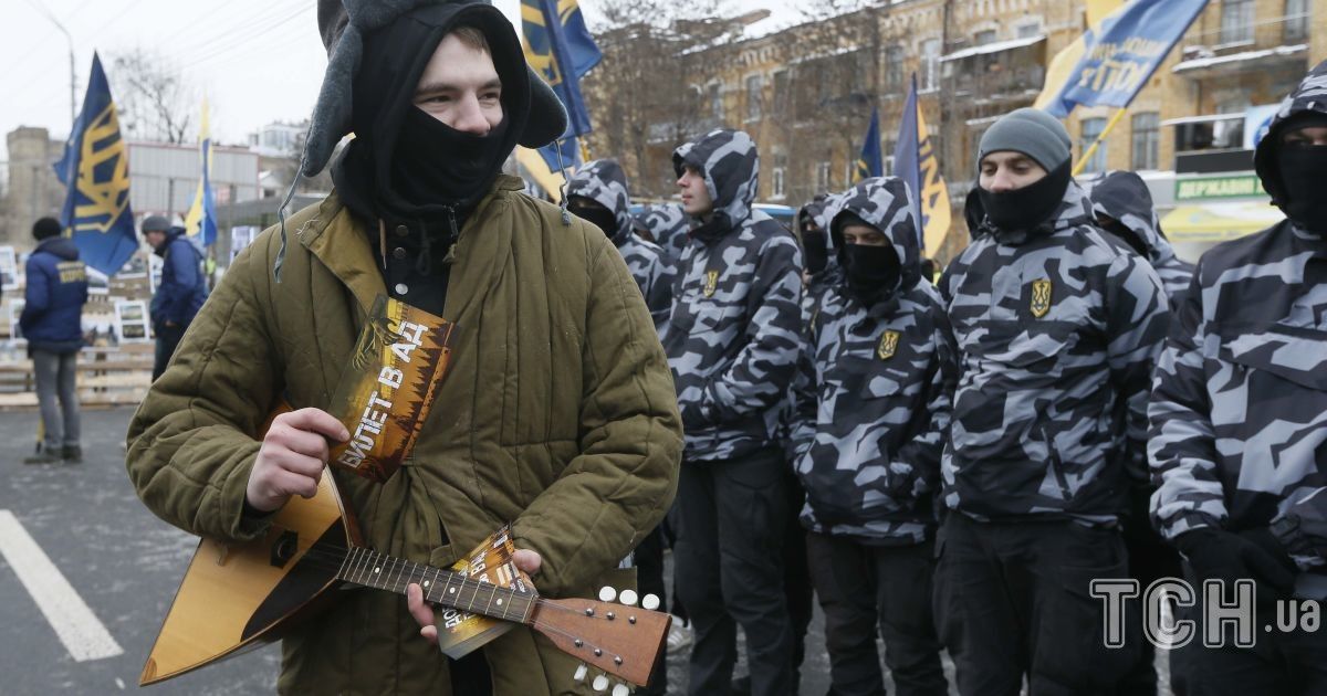 Акция под посольством РФ / © Reuters