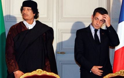 Тень Каддафи. Почему и за что задержали экс-президента Франции Саркози