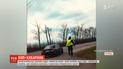 На Буковине полицейский сжевал взятку после того, как заметил видеокамеру