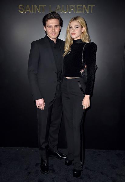 Никола Пельц жалаңаш