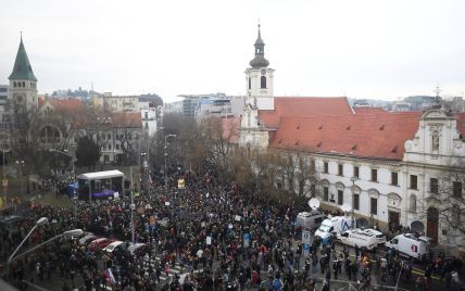 Убивство журналіста у Словаччині переростає в політичну кризу та може обернутися зміною влади в країні