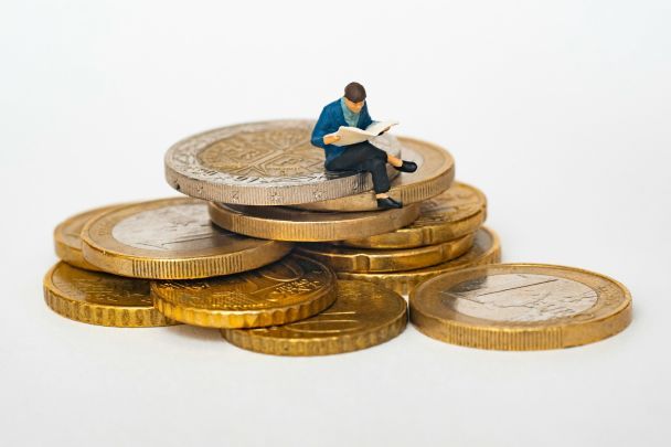 25 квітня в Україні і світі святкують Міжнародний день фінансової незалежності / © Unsplash