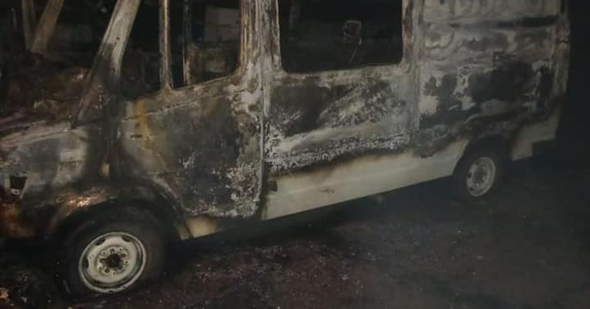 У Київській області ревнивець спалив два автомобілі знайомих своєї дружини