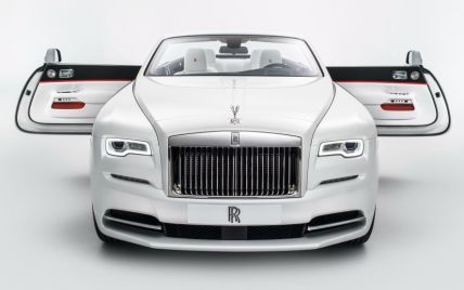 Rolls-Royce подготовил особую версию кабриолета Dawn