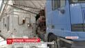 На Дніпропетровщині наважились витягти фуру, яка в'їхала в дім напередодні