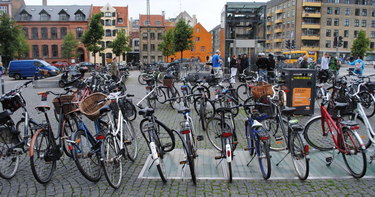 В Нидерландах через 10 лет могут перестать продавать авто на бензине и дизеле