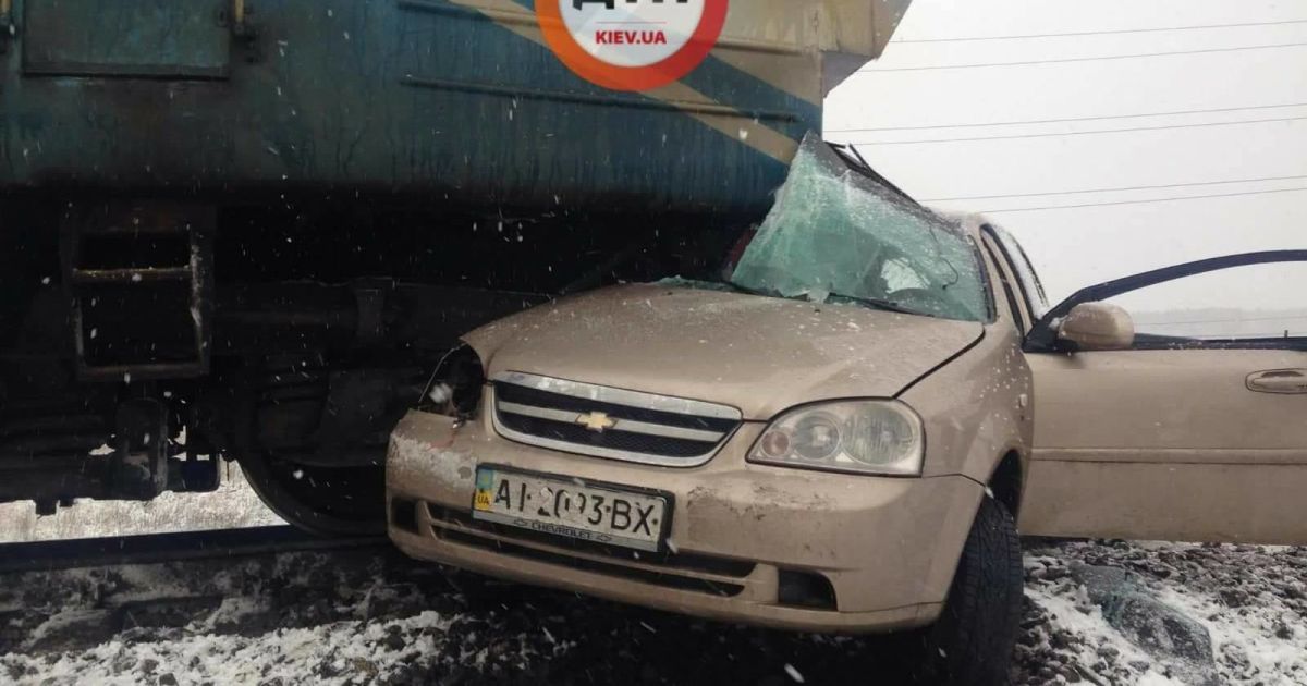 дтп потяг_8 / © facebook.com/dtp.kiev.ua