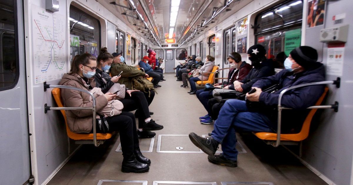 20 гривен за проезд в метро и наземном транспорте Киева: сколько будут платить пассажиры и как экономить