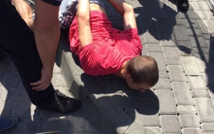 В Киеве задержали полицейского-взяточника