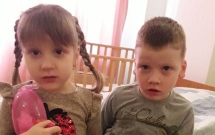 Семья Димовых просит помощи в лечении двойняшек Маши и Ромы