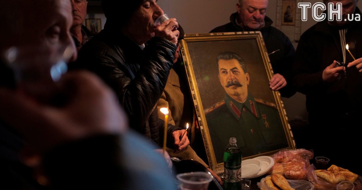 поминки сталіна у грузії, горі_8 / © Reuters