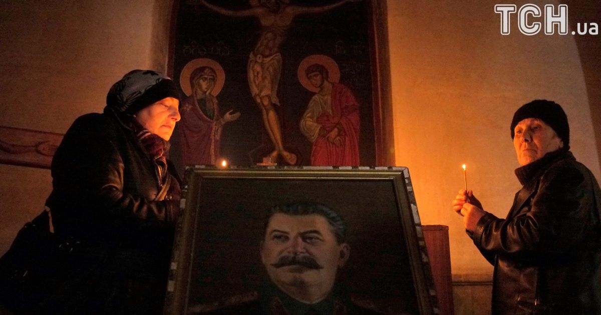 поминки сталіна у грузії, горі_5 / © Reuters