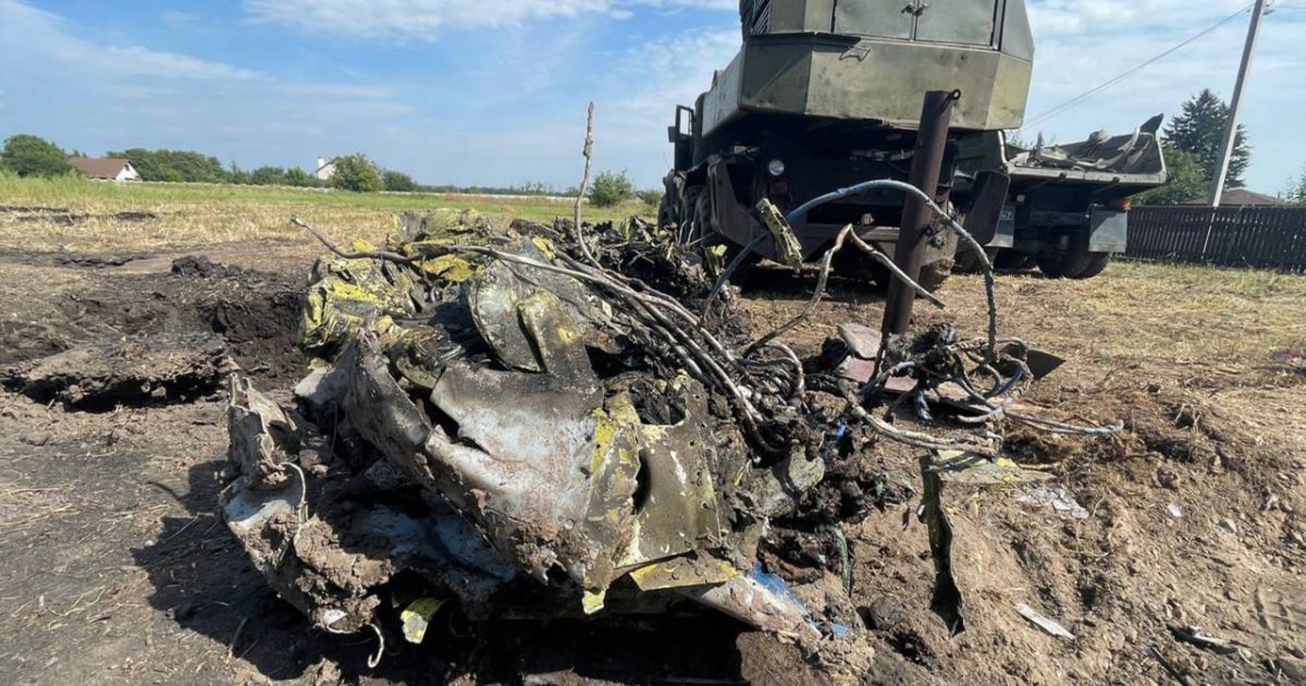 Фото з місця авіакатастрофи на Житомирщині