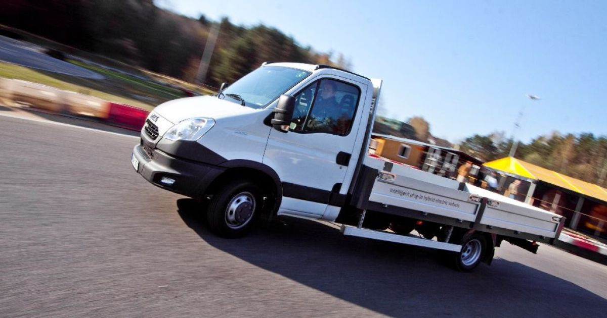 В Литве разработали гибридный грузовик iPHEV Iveco Daily