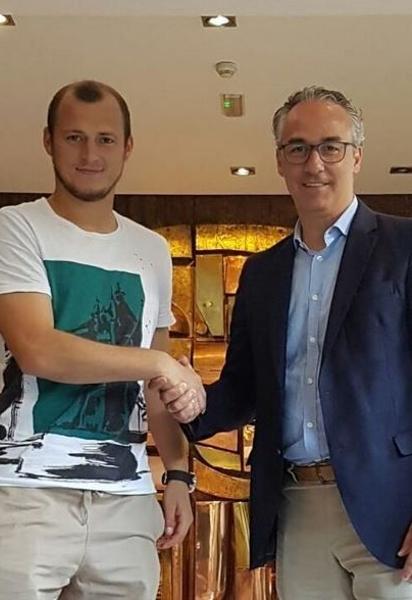 Зозуля опинився в центрі чергового скандалу. Як фани "Бетіса" підставили українця