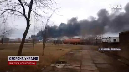 Пожежа у Бердянську: в окупованому місті палає "шпиталь" російських окупантів