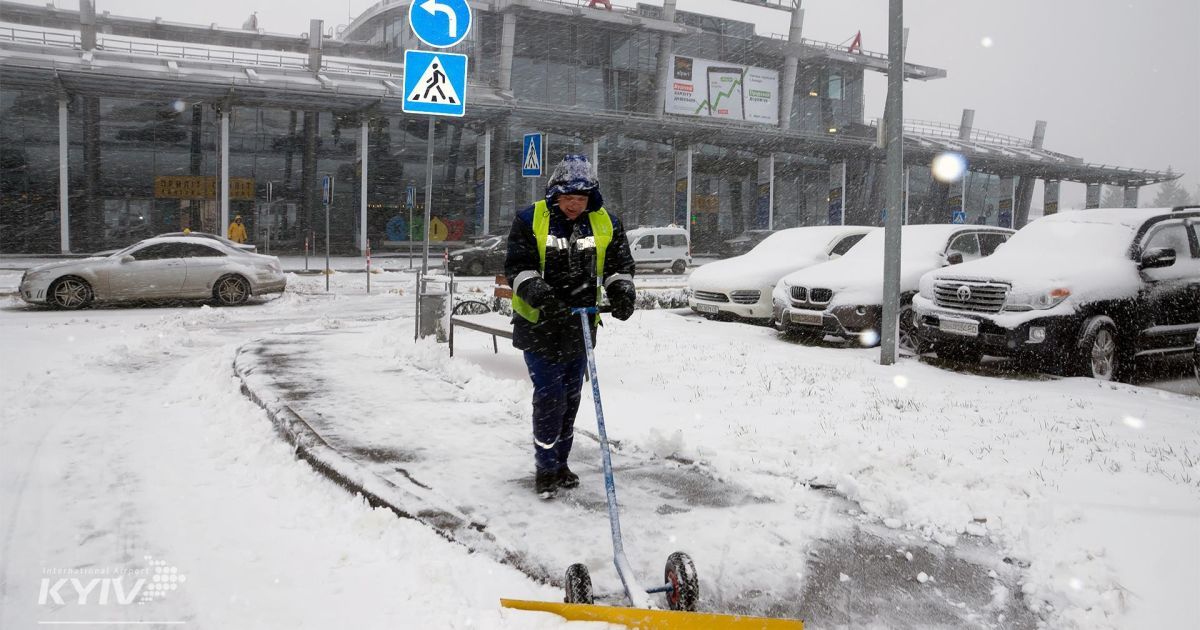 аеропорт зима_2 / © Аэропорт "Киев" (Жуляны)